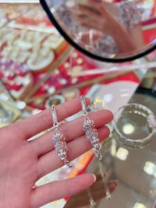 กำไลเงินปีเซียะ